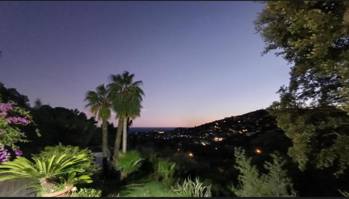 Villa Hirondelles 35 Cavalaire-sur-Mer Buitenkant foto