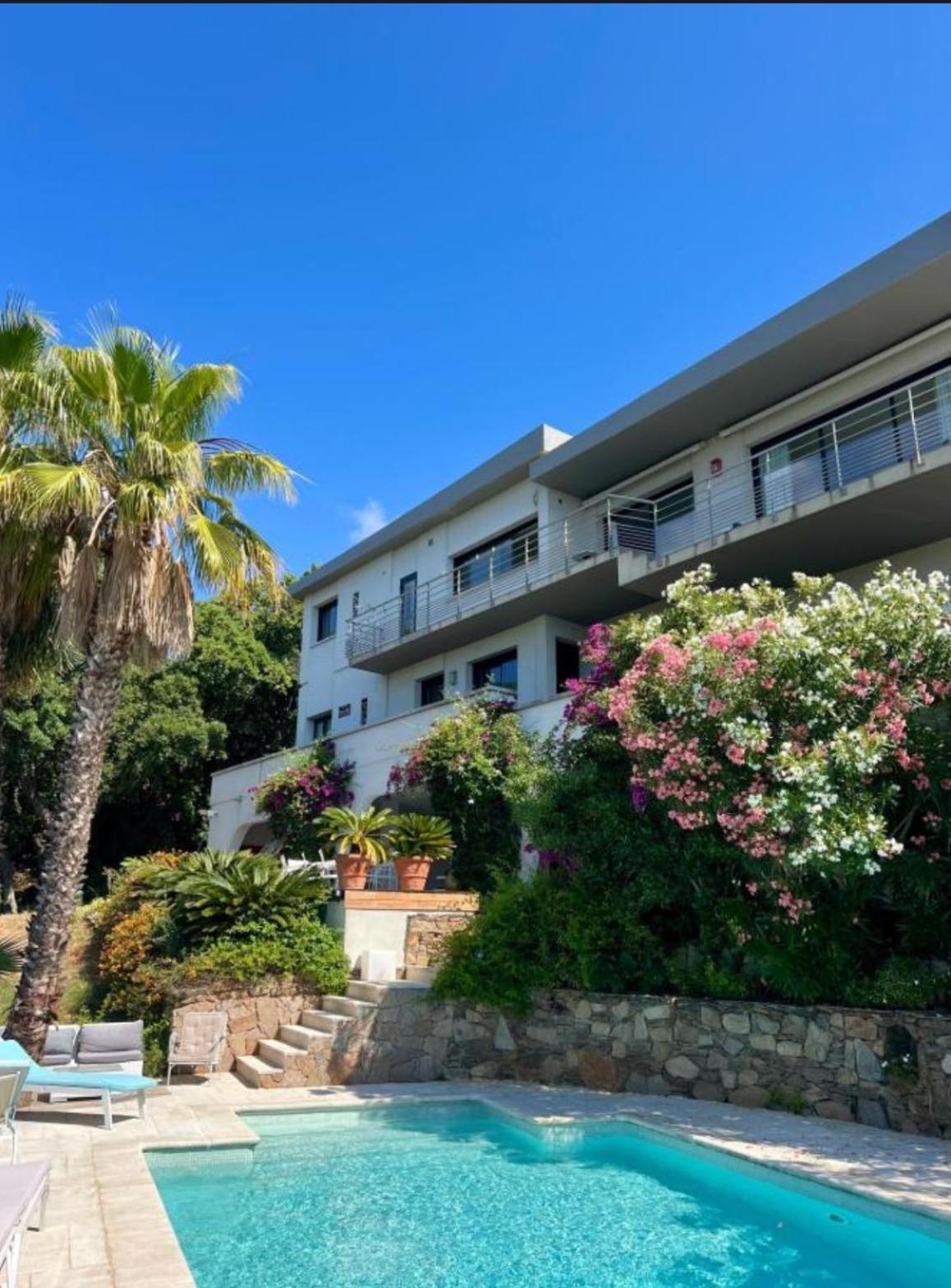 Villa Hirondelles 35 Cavalaire-sur-Mer Buitenkant foto